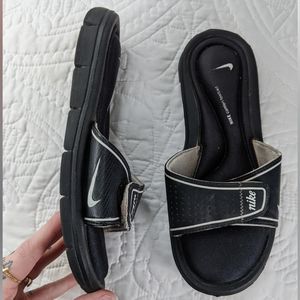Nike | Black Comfort Footbed Slide Sandals | Women's Size 6